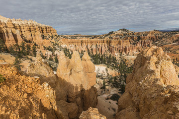 Fototapeta na wymiar Bryce Canyon Afternoon Hoodoo View in Southern Utah
