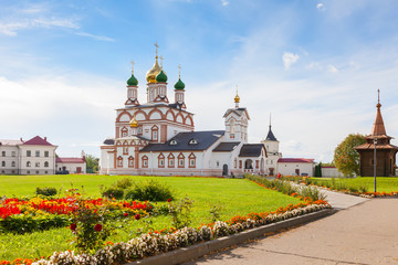 Fototapeta na wymiar Trinity-Sergius Varnickiy Monastery, Rostov