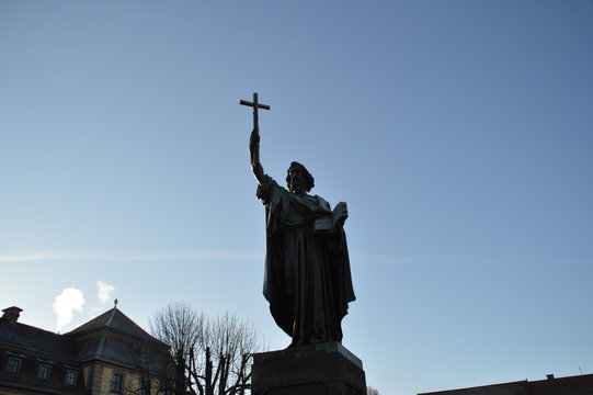 Statue von Bonifatius in Fulda