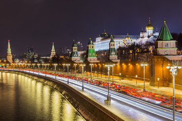 Fototapeta na wymiar Night view of the Kremlin and Moskva river