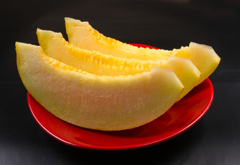 slices of ripe juicy melon