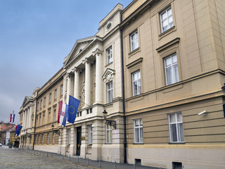 Fototapeta na wymiar Parlamento en Zagreb. Croacia