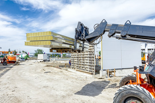 Telescopic forklift at the building site