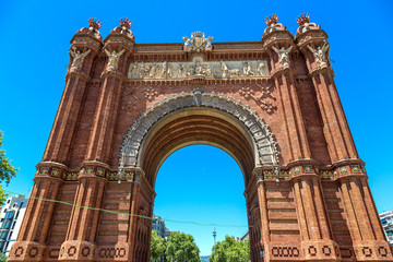 Fototapeta na wymiar Triumph Arch of Barcelona