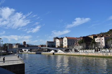 Ciudades europeas, con rías. 