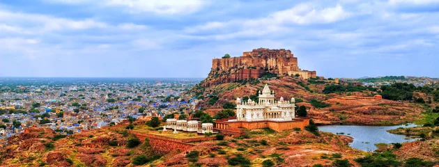 Foto op Plexiglas Panorama van de blauwe stad Jodhpur, India © Boris Stroujko