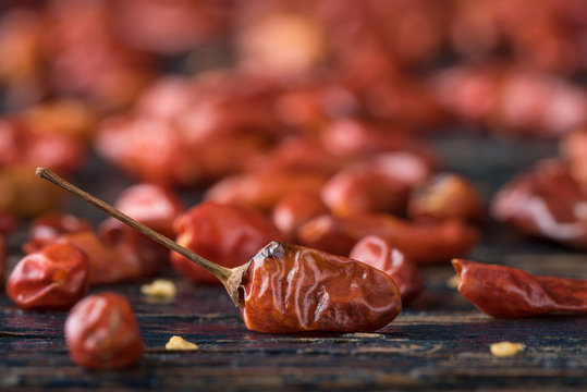 Dried Chili Pequin Peppers