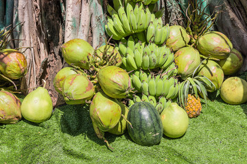 Seasonal Fruit