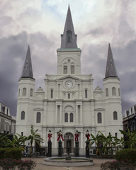 Wide shot of Saint louis Cathedral in New Orleans