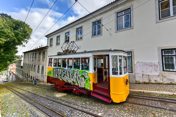 Naklejka na ściany i meble Gloria Funicular - Lisbon, Portugal