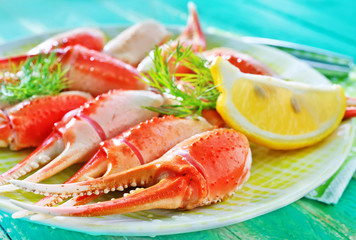 boiled crab claws