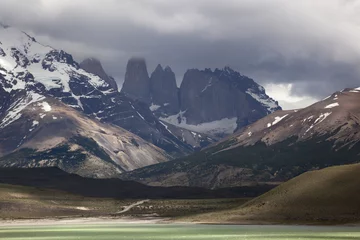 Vlies Fototapete Cuernos del Paine Torres del Paine