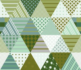 Seamless patchwork pattern from triangle patches. Vector illustration. Quilt in green tones. - obrazy, fototapety, plakaty