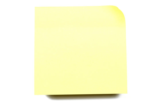 gelber Klebezettel isoliert auf weißem Hintergrund
