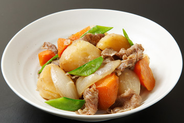 牛肉の肉じゃが