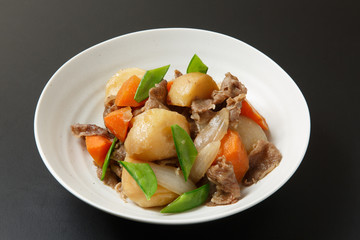 牛肉の肉じゃが