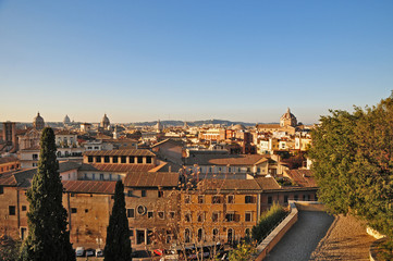 Fototapeta premium Le cupole di Roma al tramonto dal Campidoglio
