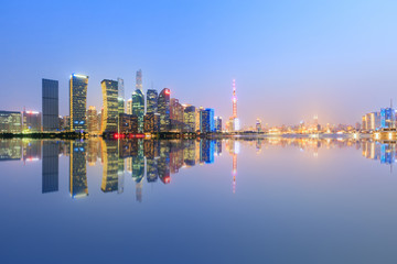 Fototapeta premium Shanghai skyline on the Huangpu River at night,China