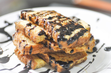 French toast  with chocolate sauce