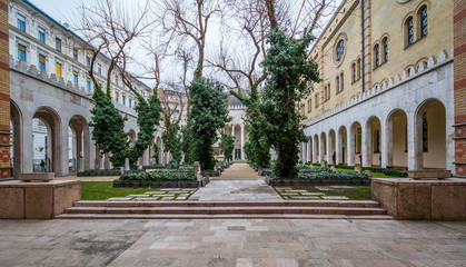 Cemetery in Budapest Dohany Street Synagogue