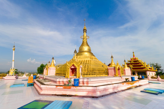 Wat Ja Dee A Tit Than temple in Myawaddy, Myanmar