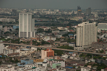 Fototapeta na wymiar two high building on the Bangkok city