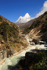 beautiful mountain landscape on the way to everest base camp. sagarmatha national park. nepal