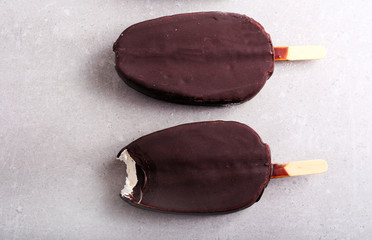 Ice cream coated with chocolate glaze