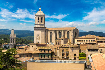 Fototapeta na wymiar Panoramic view of Girona