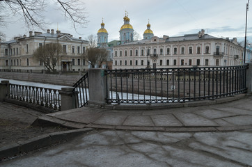 The granite embankment of the river.