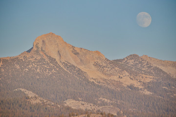 Fototapeta na wymiar Yosemite National Park Moon over Clark Range
