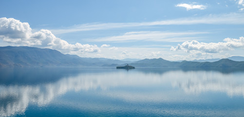 泸沽湖中心小岛, 云南丽江
