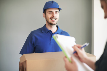 Delivery person is always on time