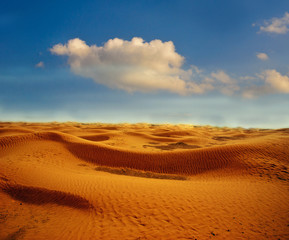 Stille, Ruhe, Einsamkeit, Meditation: Sandwüste in Afrika :)