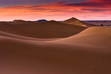 Fototapeta na wymiar Sunrise at the Dunes of Hassi Labiad, Morocco