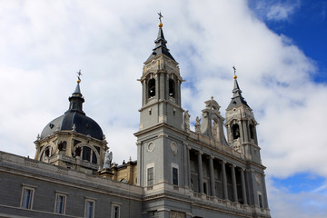 Fototapeta na wymiar Almudena Cathedral, Santa María la Real de La Almudena, Catholic cathedral in Madrid, Spain