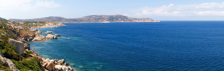 Fototapeta na wymiar seacoast of Calvi