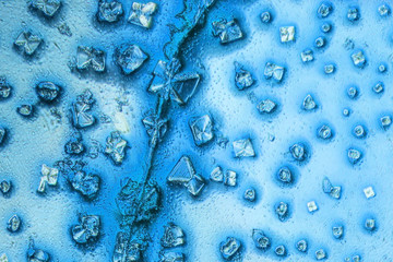 microcrystals in dried dyestuff