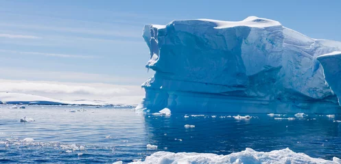 Zelfklevend Fotobehang Eisberg in der Antarktis © Bloody Orange
