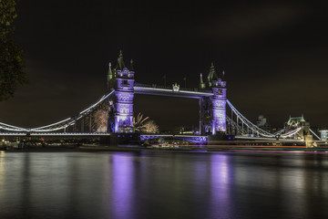 Obraz premium Fireworks above Tower Bridge