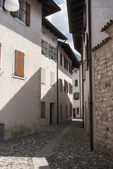 Fototapeta na wymiar Venzone street, beautiful city in Italian Alps