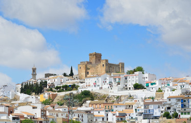 Fototapeta na wymiar Spanish white town Santa Cruz in spring