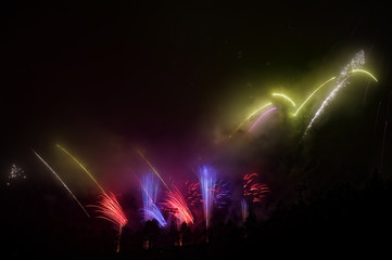 Fototapeta na wymiar Beautiful big fireworks
