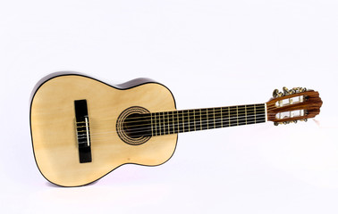 Obraz na płótnie Canvas Acoustic guitar on white background