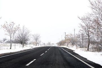 Fototapeta premium Snowy Road