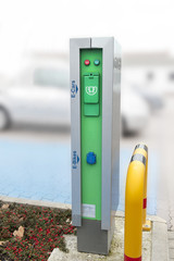 Stromtankstelle für Elektrofahrzeuge und Elektrofahrräder,
Strom tanken, e-Tankstelle,...