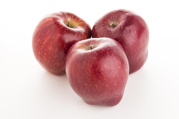 Fototapeta na wymiar attraction red apple