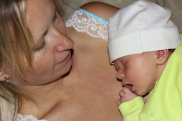 Мать и дитя