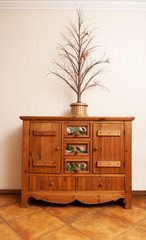 Oak chest of drawers 