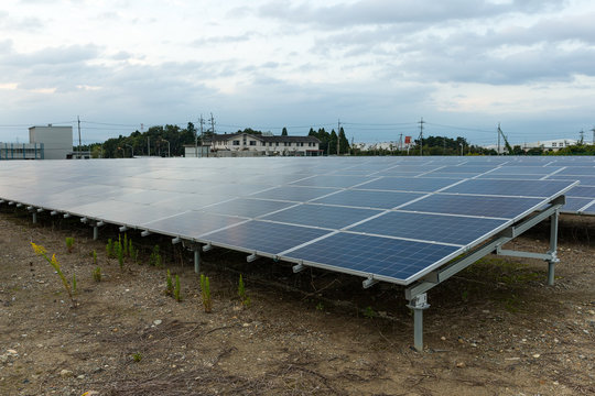 Solar panel station